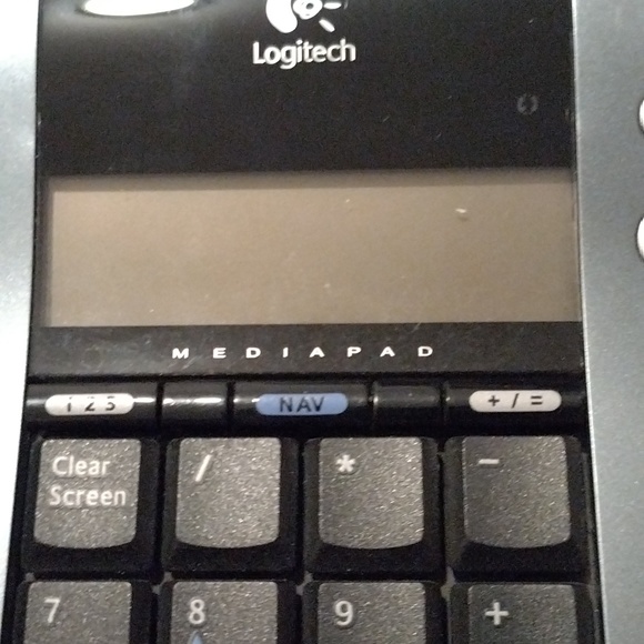Logitech Bluetooth Number Pad with Calculator - Picture 3 of 3
